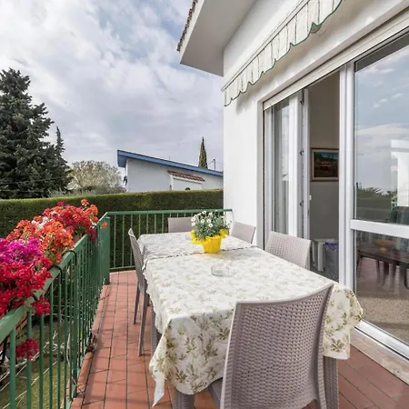 Apartment Montefelice *